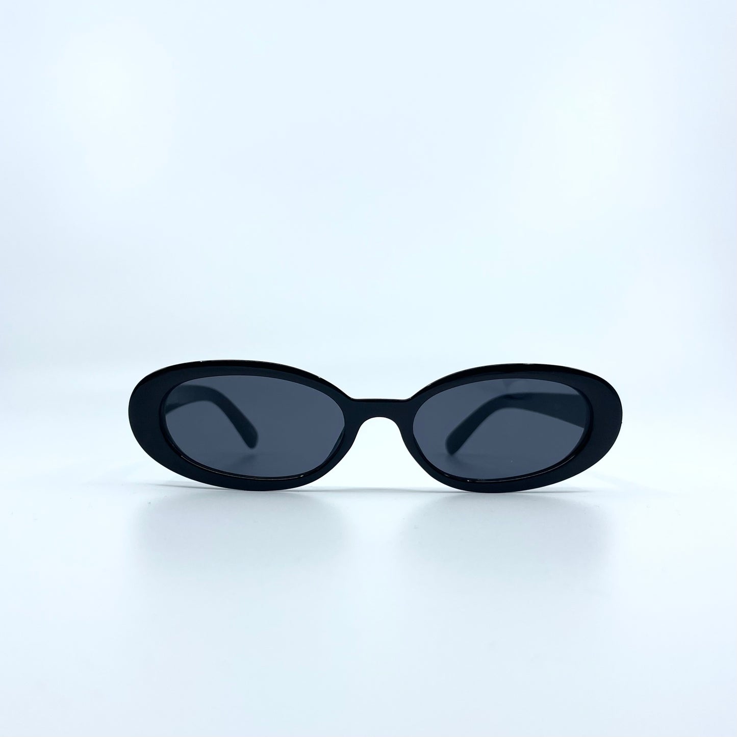 “Downtown” Oval Sunglasses
