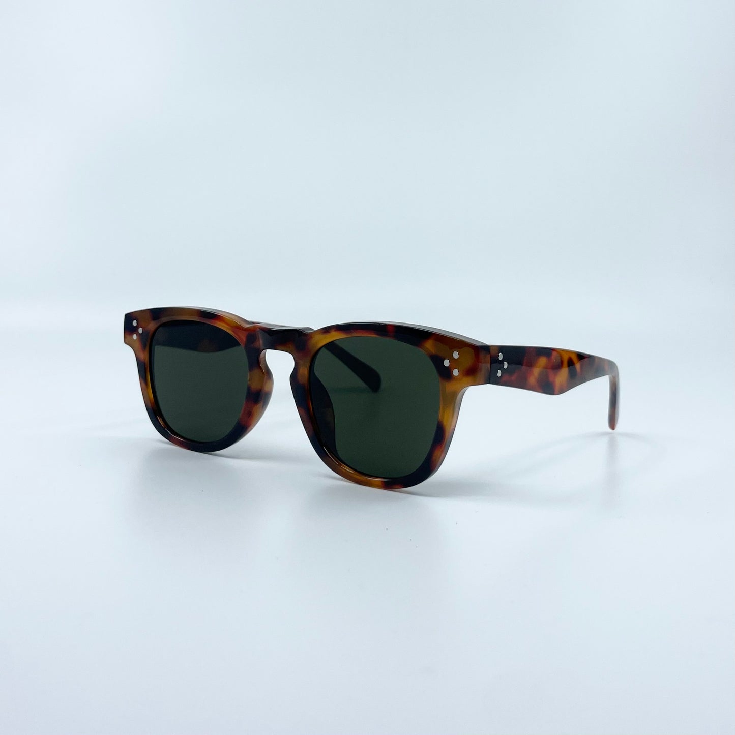 “Echo Park” Round Sunglasses
